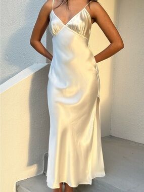where can i find cute maxi dresses Dress | Long Summer Dress keepwhenoos Color:Barbie Pink Model is 54 size Cream Harmony Abaya -